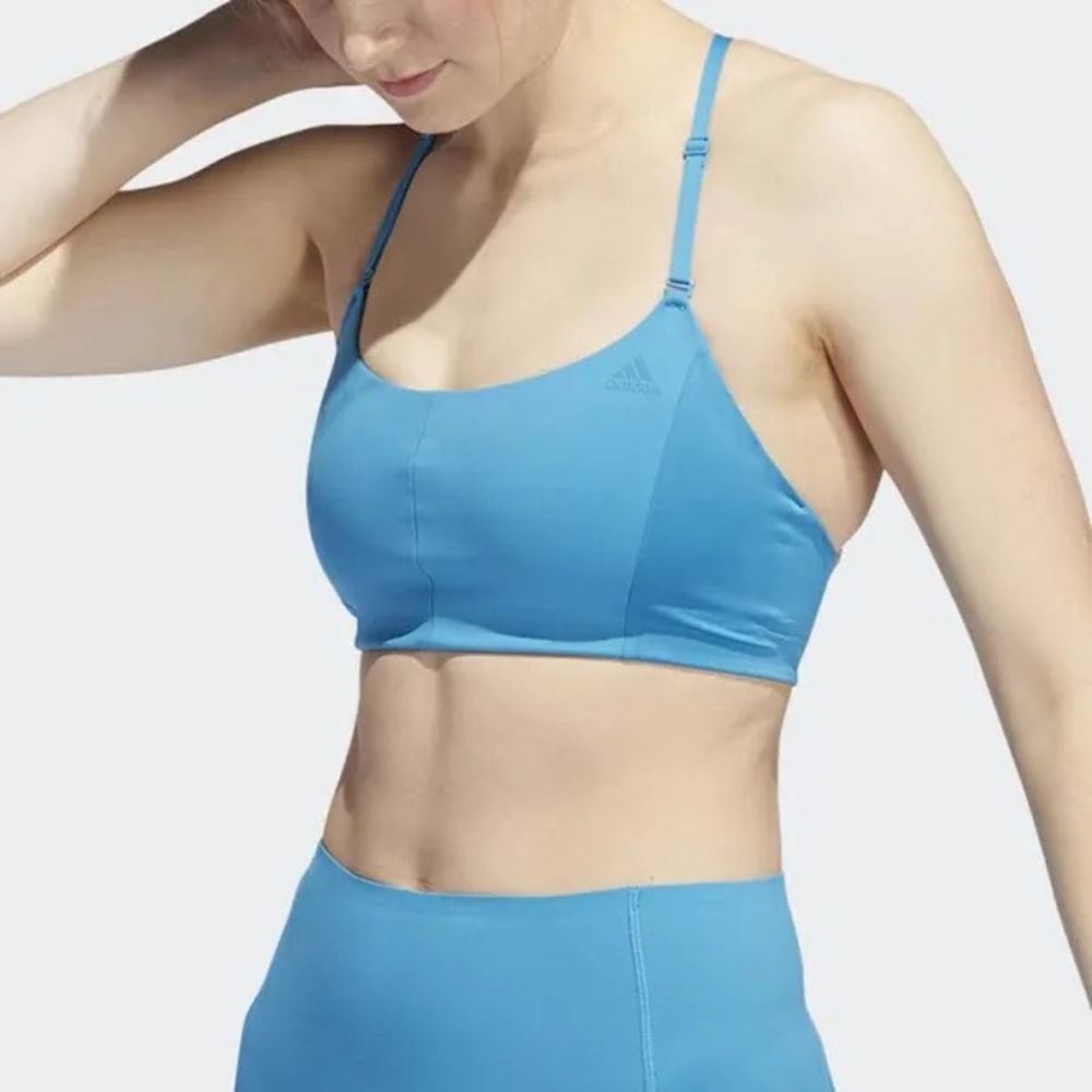 Adidas yoga studio light support bra